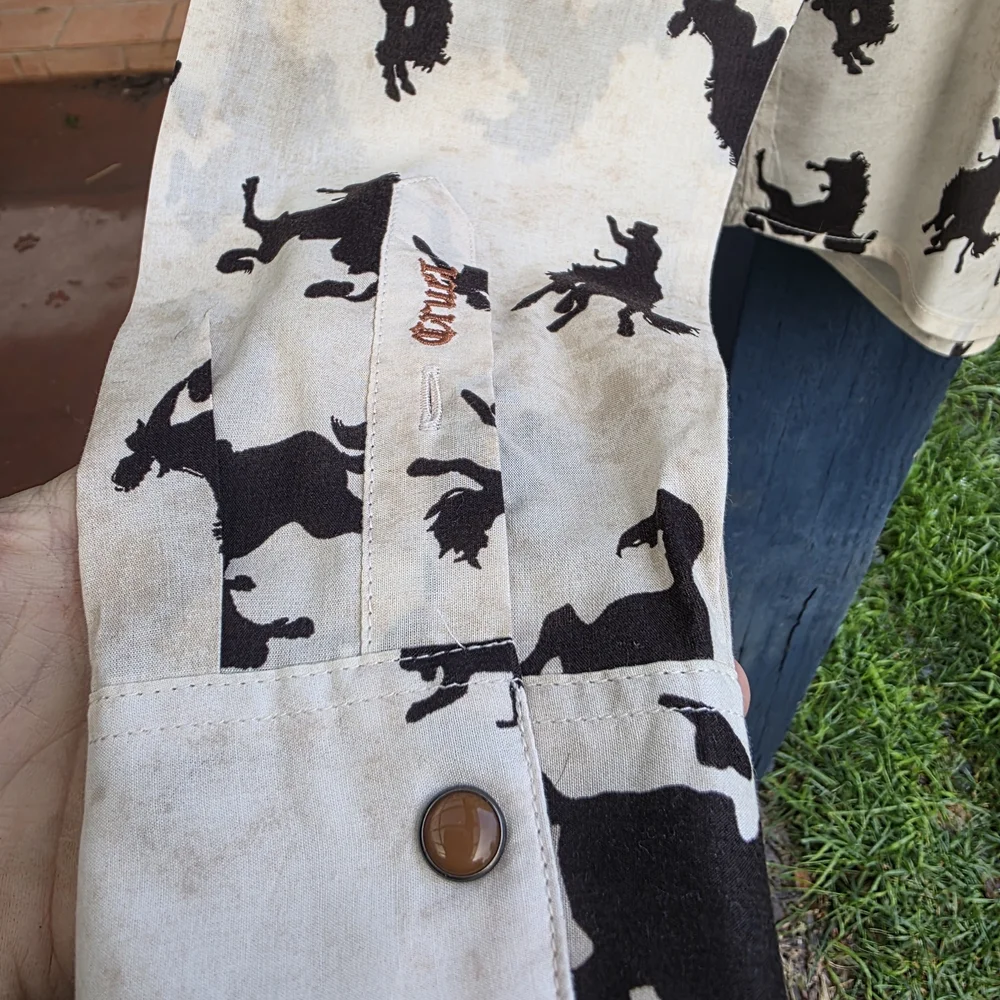 Cruel Denim Black and Cream Western Blouse, Brown Snap Buttons - Picture 4 of 6